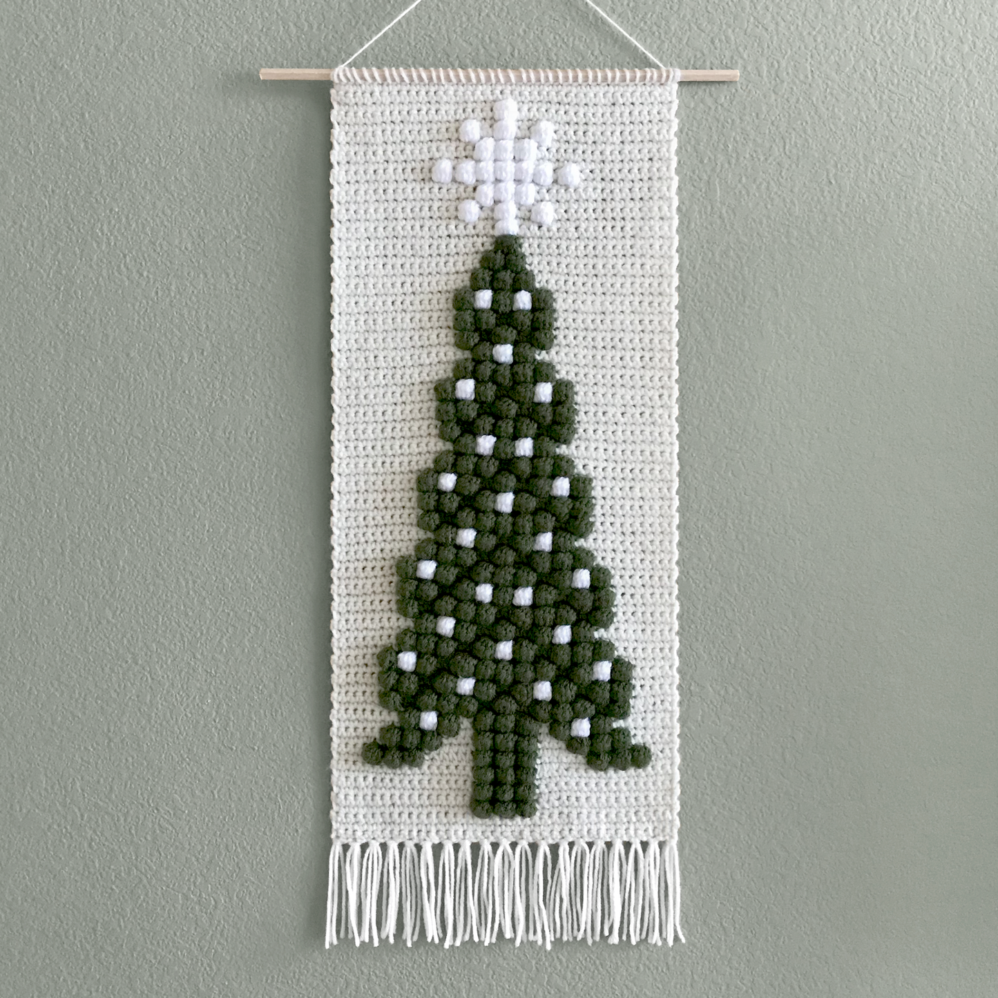 Christmas Tree Wall Hanging Pattern | Crochet Pattern