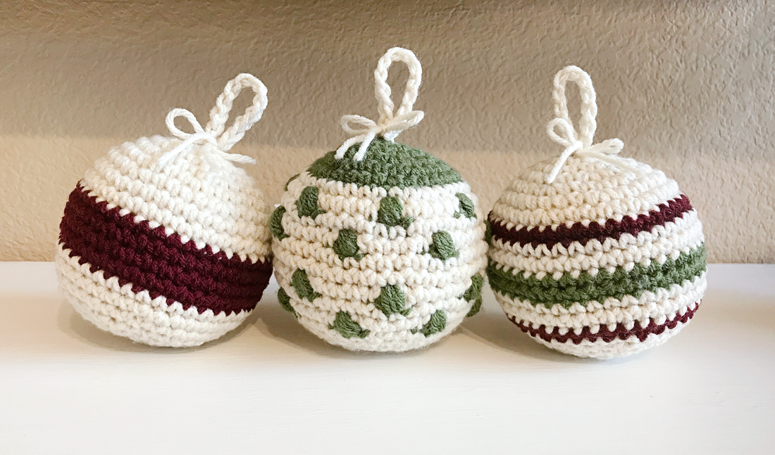 Cute Christmas Ornament Balls Set - Free Crochet Pattern