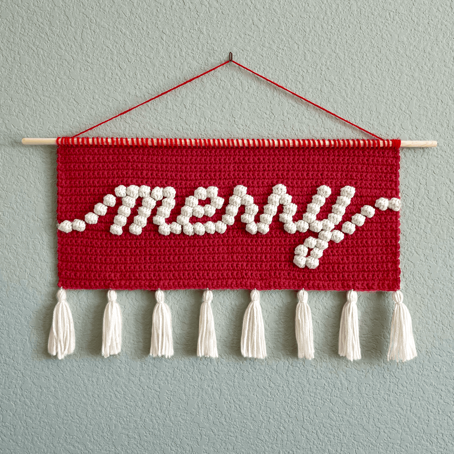Merry Wall Hanging | Crochet Pattern