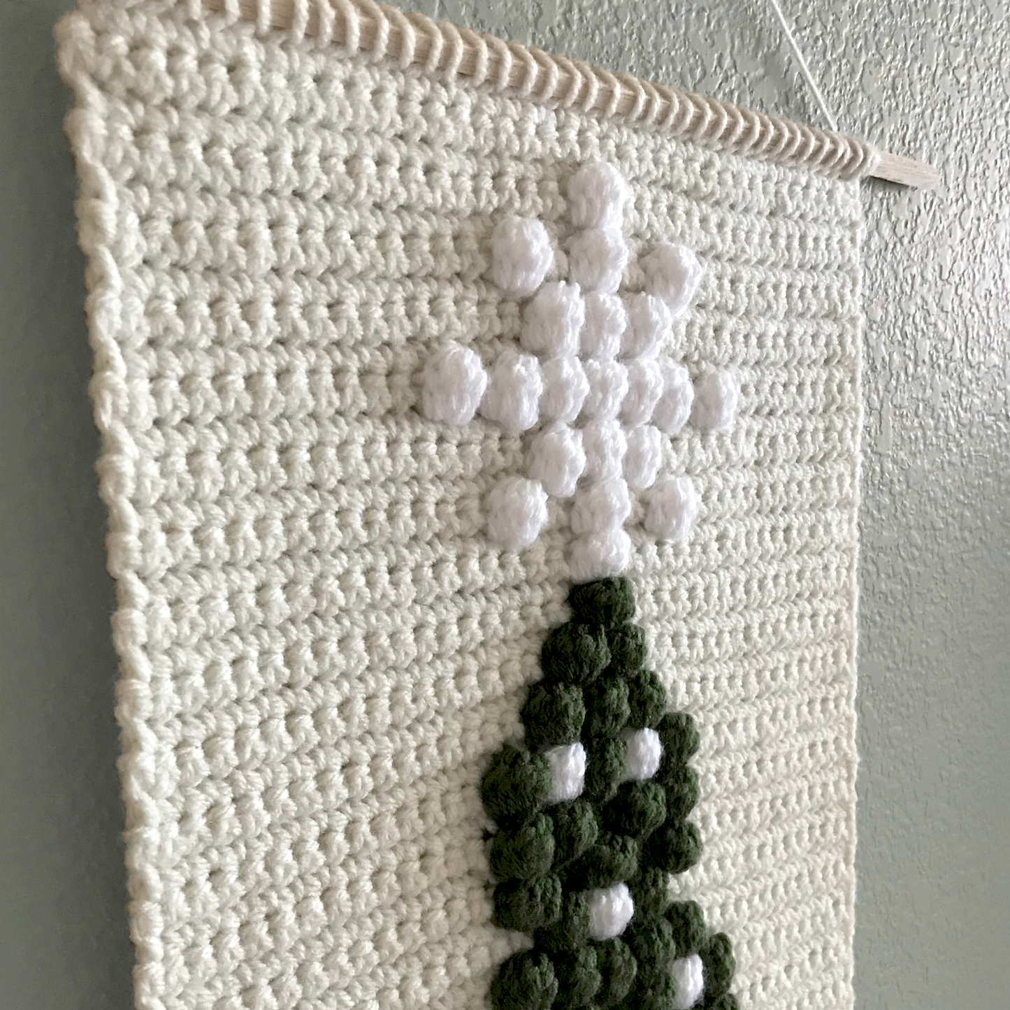 Christmas Tree Wall Hanging Pattern | Crochet Pattern