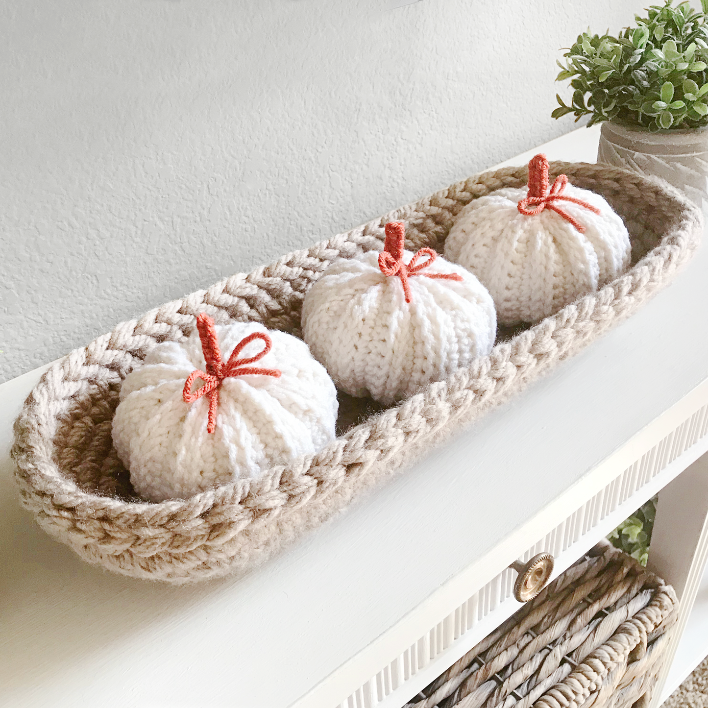 Dough Bowl with Pumpkins | Crochet Pattern