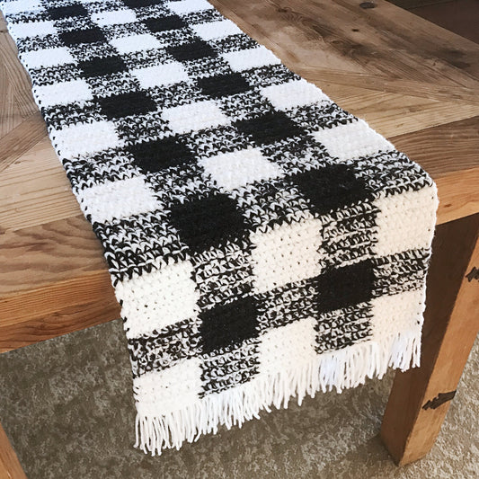 Gingham Table Runner | Crochet Pattern