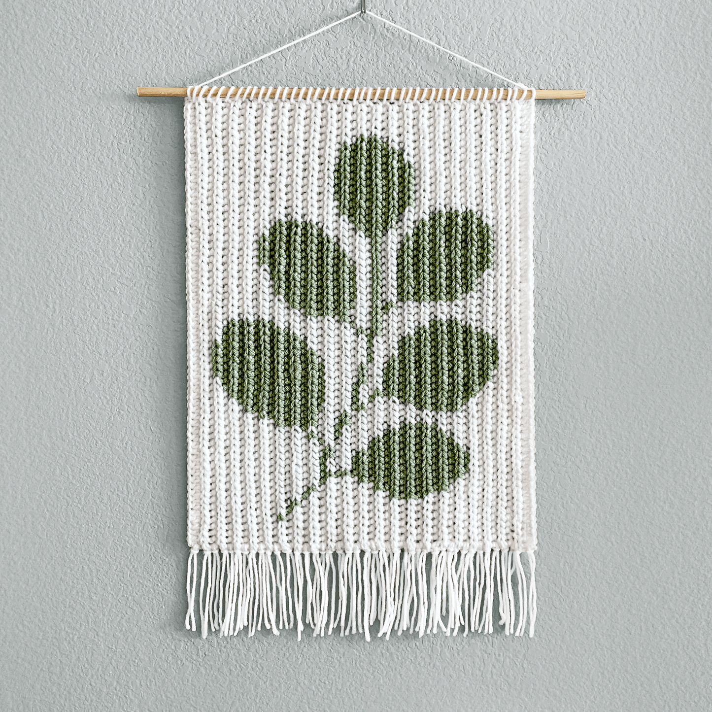 Ribbed Leaves Wall Hanging | Crochet Pattern
