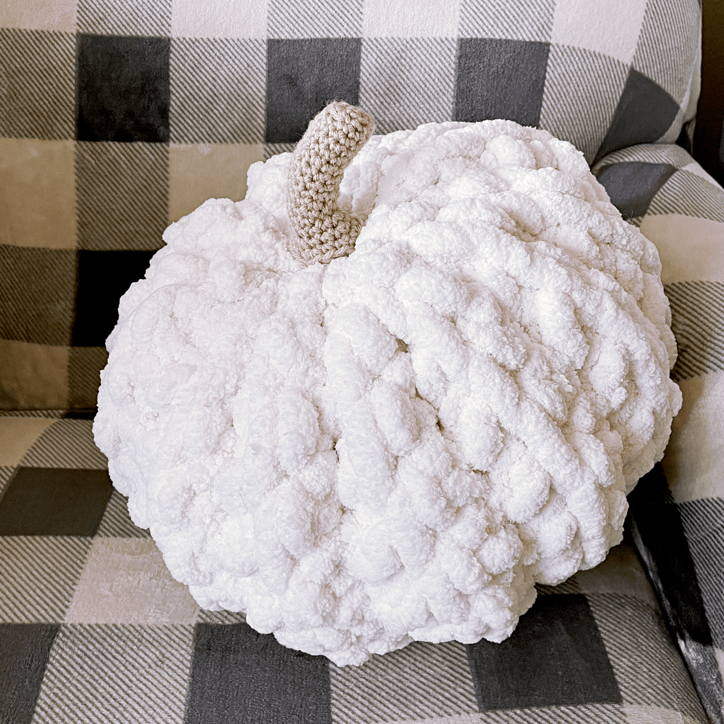 Chunky Pumpkin Pillow | Crochet Pattern