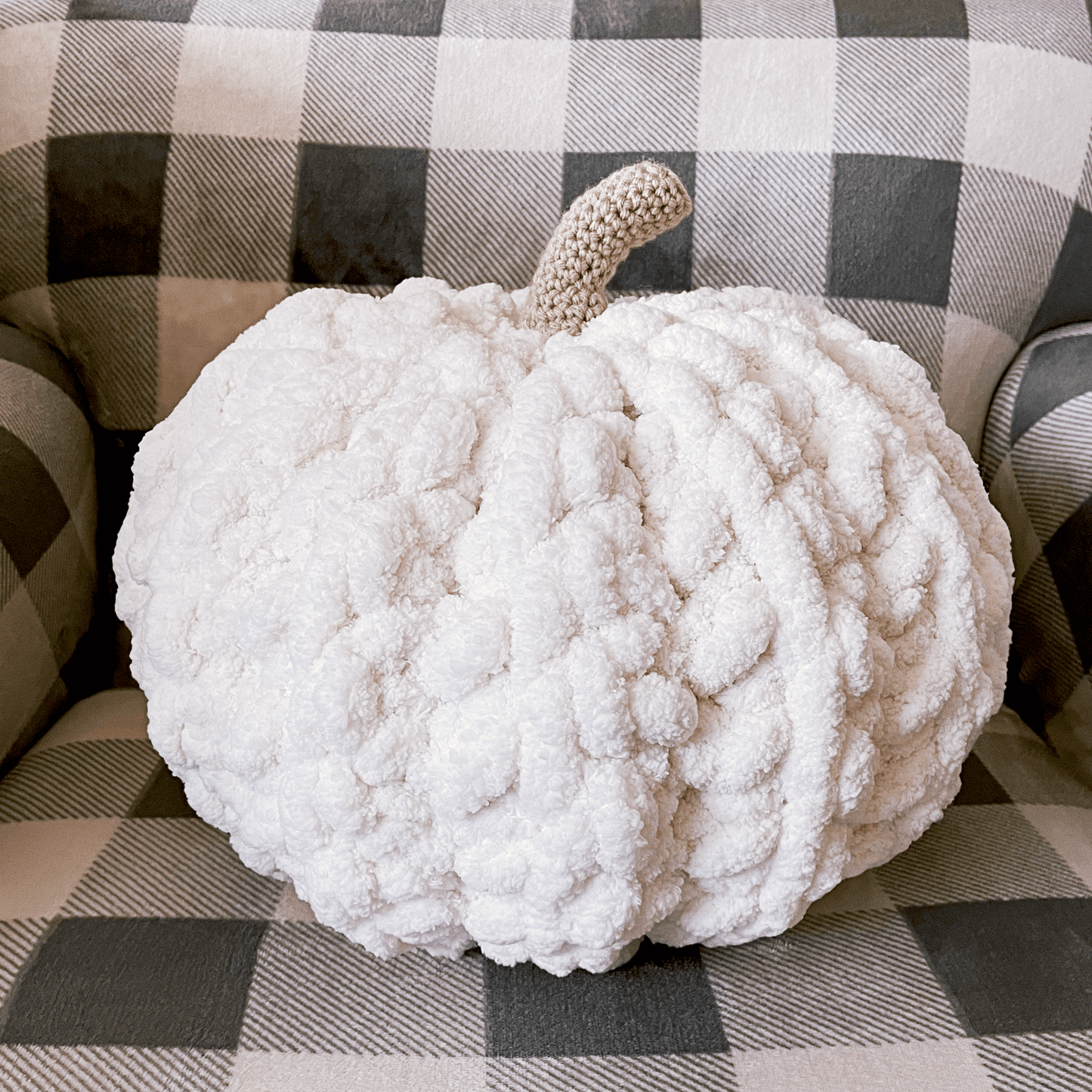Chunky Pumpkin Pillow | Crochet Pattern
